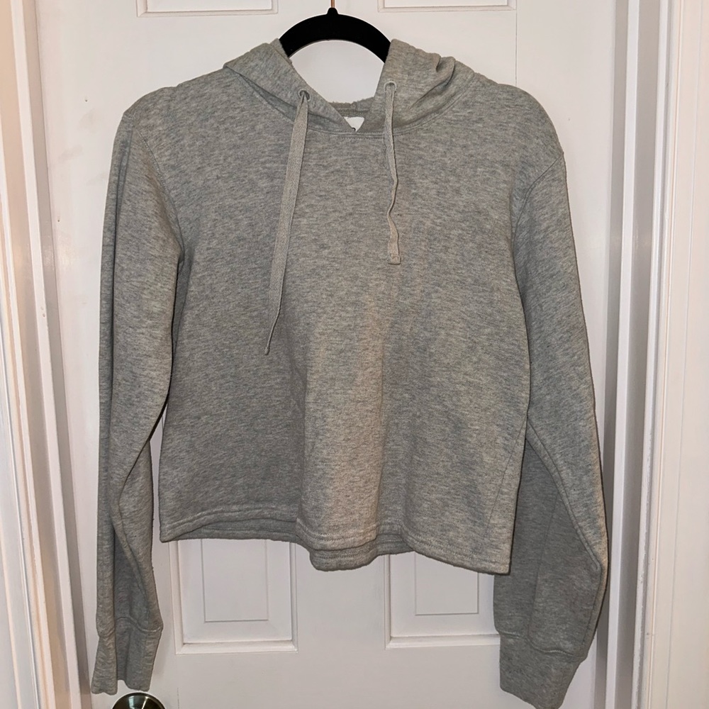 BP cropped hoodie in grey (medium)